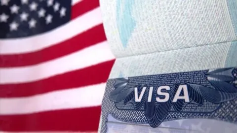 EE. UU. hará permanente el programa de fianzas para visas B-1/B-2 de hasta 20 mil dólares