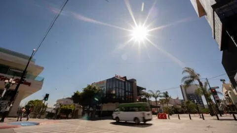 No solo son las lluvias: calor extremo pegará en 10 estados con hasta 45 grados durante tres días