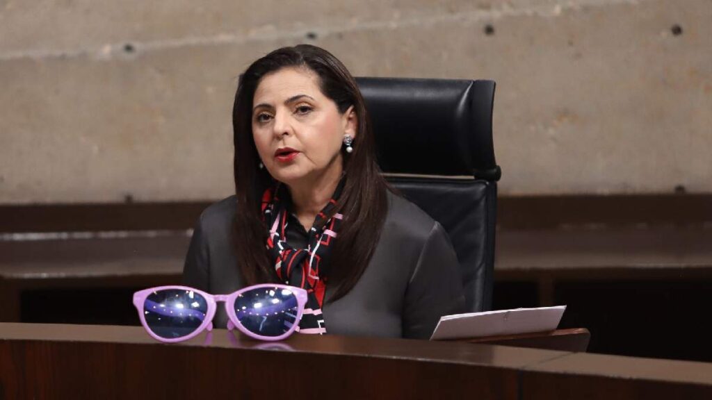 comision-permanente-aprueba-renuncia-monica-soto-tepjf