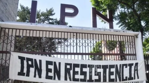 Jubilados del IPN encabezan las movilizaciones en CDMX este 24 de agosto