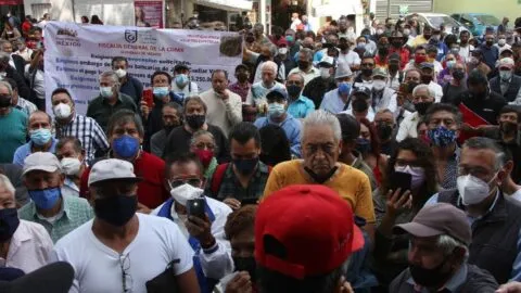 Somos México y extrabajadores de la extinta Ruta 100 encabezan las movilizaciones en CDMX este 27 de agosto