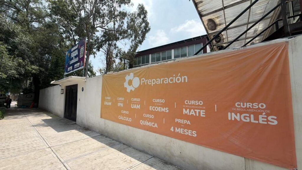 academia-mas-preparacion-cerrada-detencion-profesores-familias-dinero