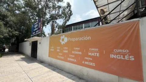 Academia Más Preparación sigue cerrada tras detención de profesores; familias temen perder su dinero