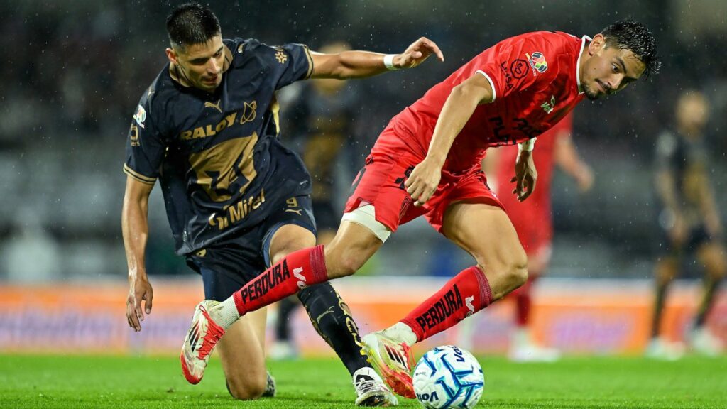 Pumas rescata el empate ante Necaxa en el último minuto
