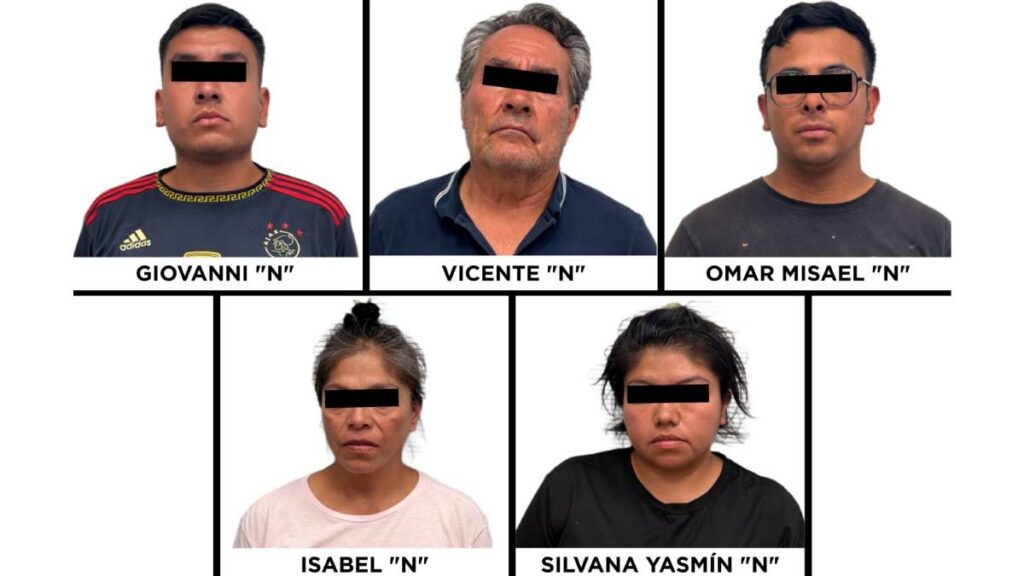 La Fiscalía del Estado de México investiga el robo de mercancía de una empresa refresquera y mantiene asegurados los predios cateados.