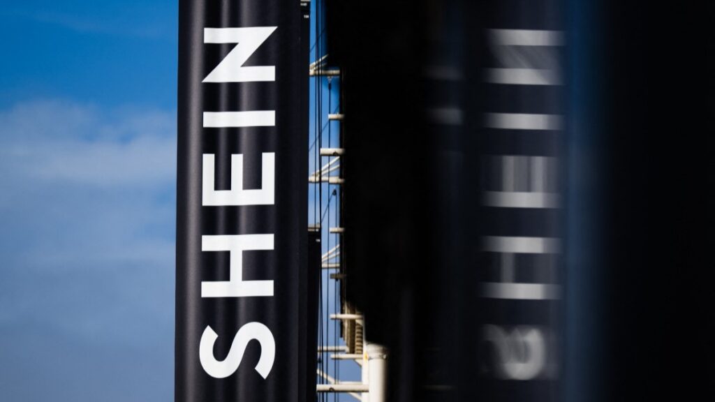 La cadena digital de moda Shein debutará en la Bolsa de Hong Kong el 1 de septiembre, buscando recaudar mil 700 millones de dólares.