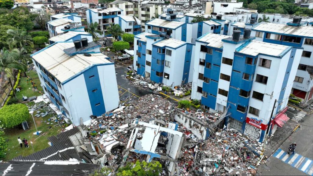 Sismo de 5.1 sacude Colombia y provoca evacuaciones en edificios de Bogotá; epicentro fue en Santander