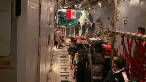 México repatria a 36 connacionales afectados por sismo en Colombia