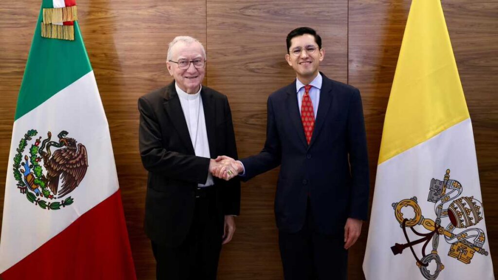 SRE recibe a secretario de Estado del Vaticano