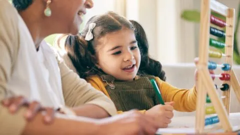 ¿Qué significa para tu familia el nuevo cambio en las reglas del subsidio de cuidado infantil?