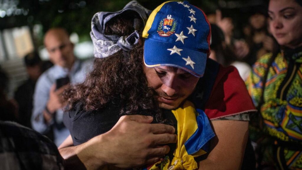 A raíz de los terremotos del 24 de junio, se llamó a reactivar el TPS para Venezuela.