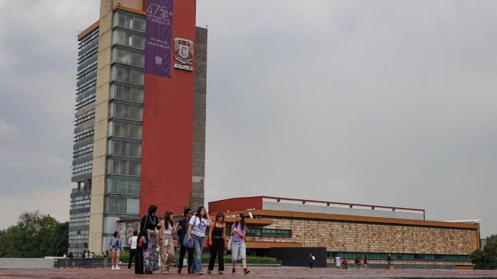 Checa cuándo regresan los alumnos de la UNAM a clases después del examen de control