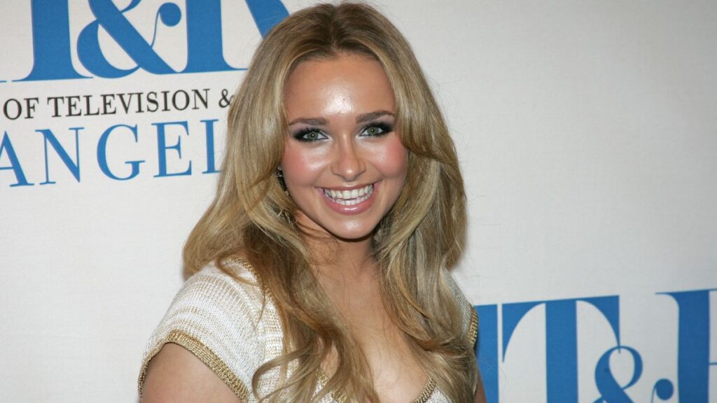 Usuarios en redes sociales reviven la polémica de Hayden Panettiere con Neutrogena 2026.