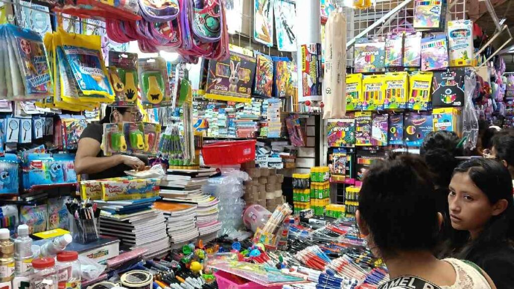 Útiles escolares 2026: cómo comparar precios y evitar gastos innecesarios