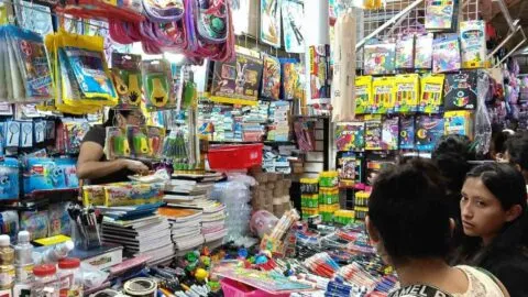 Útiles escolares 2026: cómo comparar precios y evitar gastos innecesarios