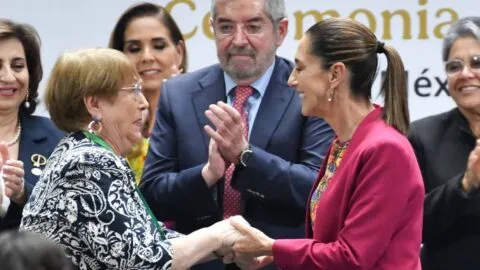 México reconoce a Michelle Bachelet tras retirar su candidatura para dirigir la ONU