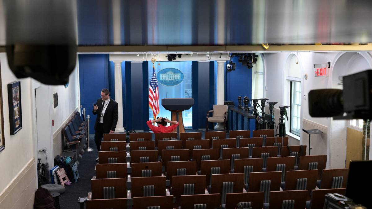 CNN, MS NOW y Politico regresan a la Casa Blanca tras orden judicial