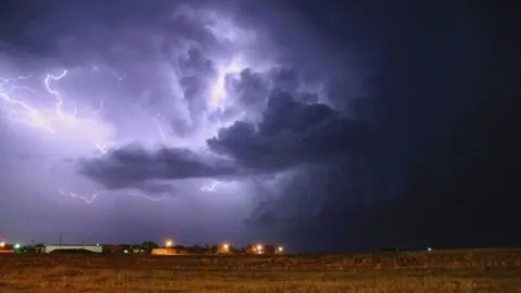 Alerta por tormenta en Estados Unidos: Fay podría formarse en el Atlántico