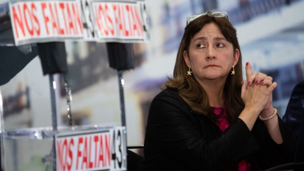 Exmiembro del GIEI cuestiona nuevas líneas de investigación en caso Ayotzinapa. Foto: Cuartoscuro