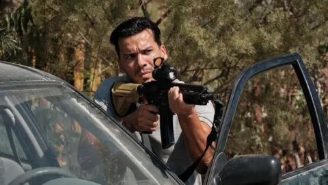 Ya se estrenó la serie “Apolo bajo fuego”, la serie que enfrenta al mundo a una amenaza mortal
