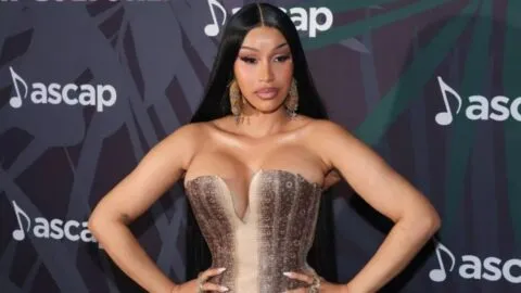 Cardi B sorprende al cantar “Costumbres”, tema de Juan Gabriel y popularizado por Rocío Dúrcal