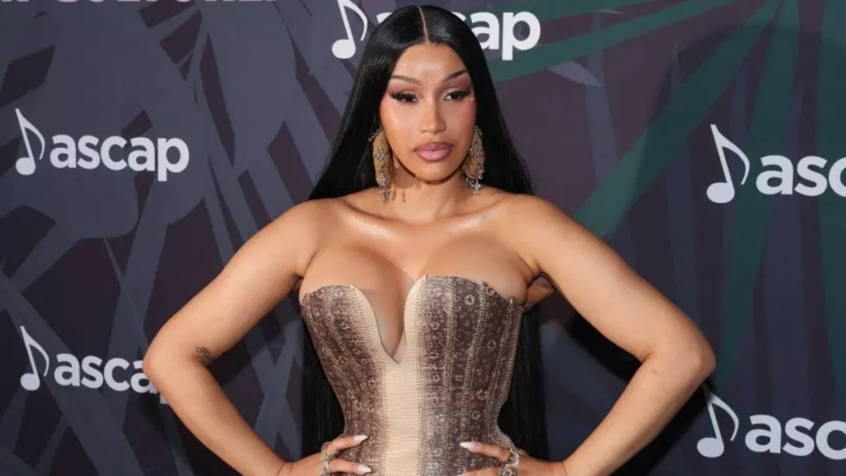Cardi B sorprende al cantar 'Costumbres', tema de Juan Gabriel y popularizado por Rocío Dúrcal