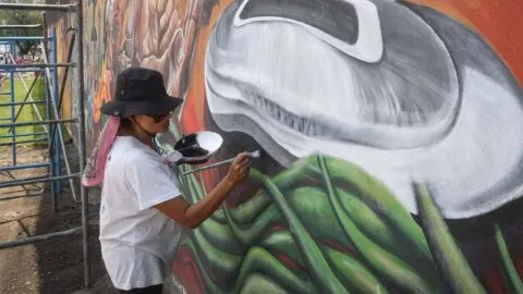 Chihuahua lanza convocatoria para mujeres artistas; darán 5 mil pesos por murales contra la violencia