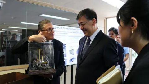 De la Obsidiana a la Luna: México presenta a China la misión Colmena-2