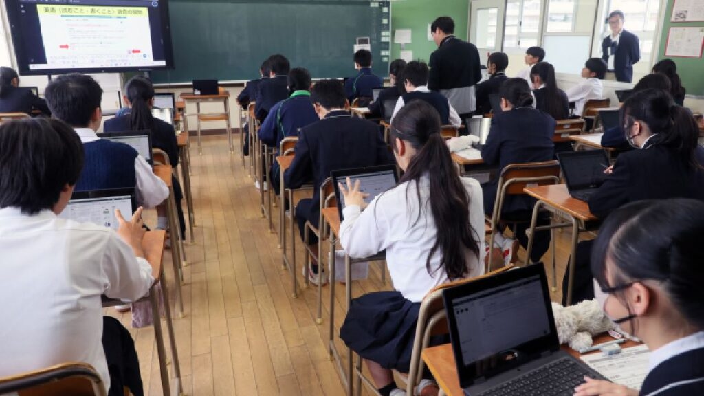 China y Singapur encabezan rendimiento académico; México sigue por debajo del promedio mundial