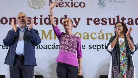 Sheinbaum reporta más de 50 mil mdp para programas y obras en Michoacán