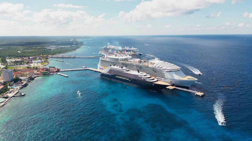 Al Caribe mexicano arriban varios cruceros en el año.