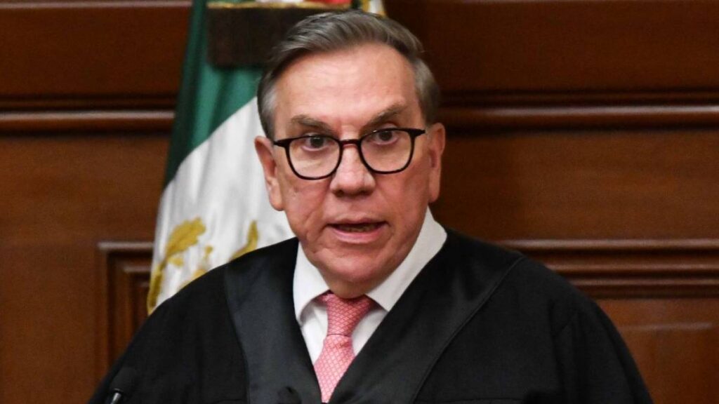 Javier Laynez, ministro en retiro