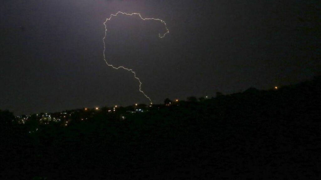 Tormenta eléctrica