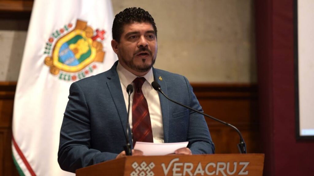 Zenyazen Escobar, diputado de Morena