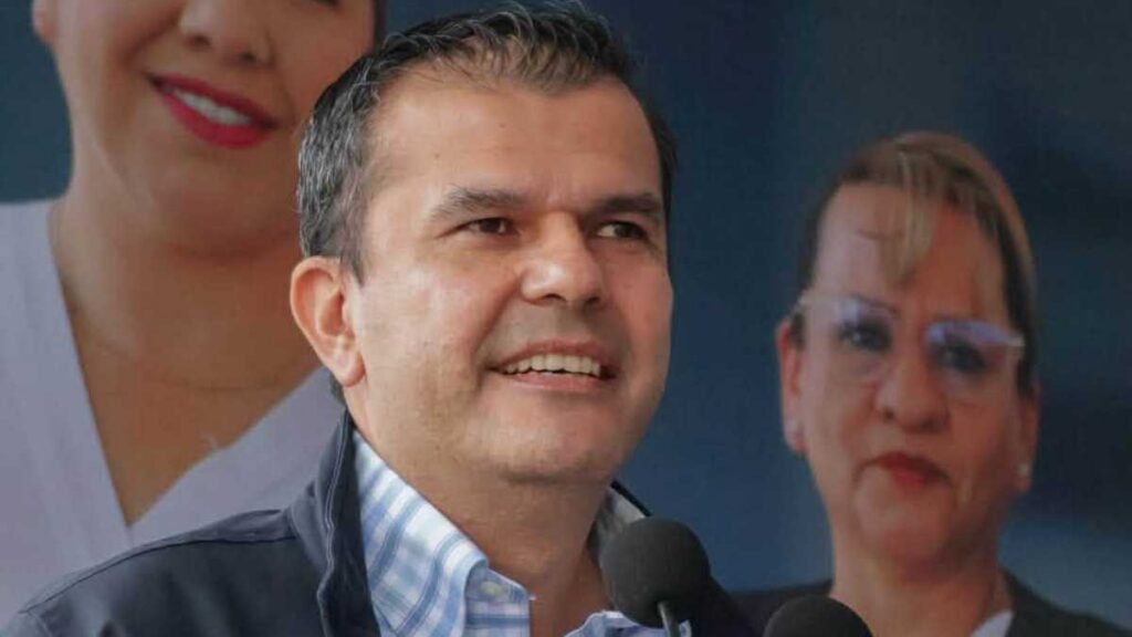 Denuncian a hermano de Carlos Manzo por delincuencia organizada