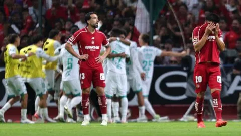 ¡El líder cae en casa! Villalba sentencia al Toluca y completa la remontada de Santos