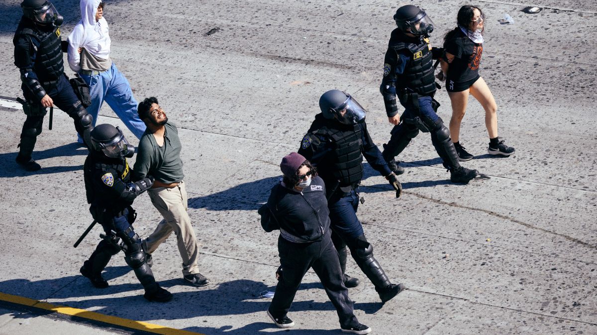 Nueva ley en California protege la ayuda en efectivo de familias con un integrante detenido por ICE