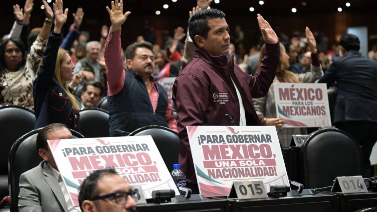 ¿Qué políticos mexicanos con doble nacionalidad podrían quedar fuera de futuras gubernaturas o la presidencia?