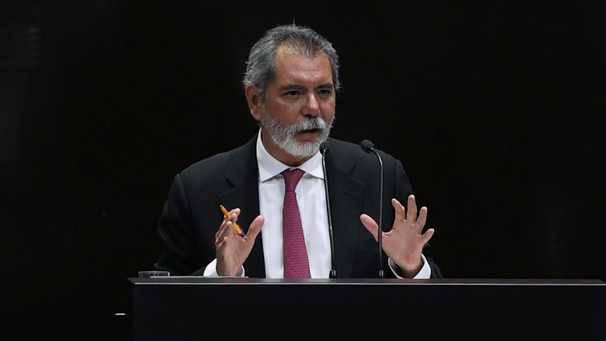 SHCP defiende crecimiento y nivel de deuda de México; pero cuestionan huachicol fiscal