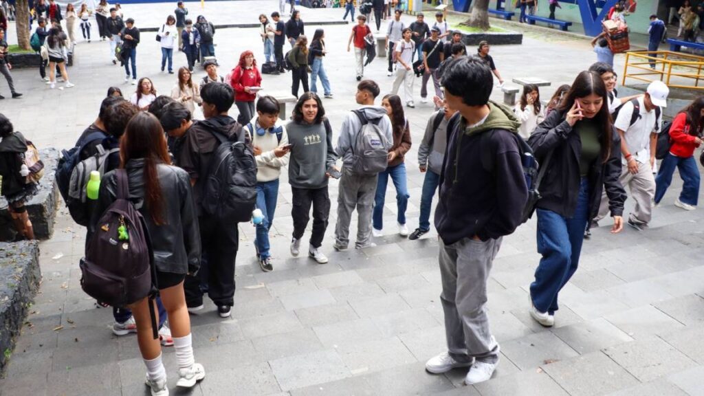 Luis Rubio destacó la importancia de la educación para el desarrollo.