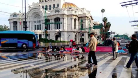 ¡No hay paso! Eje Central suma más de 16 horas bloqueado por normalistas; aquí rutas alternas