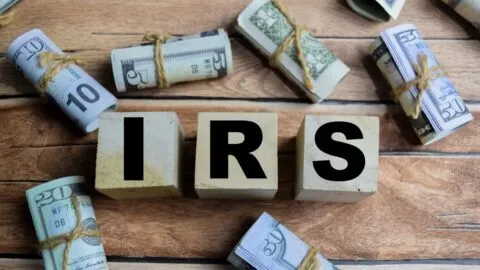 ¿Esperas un reembolso del IRS? Estas son las razones por las que podría estar retrasado