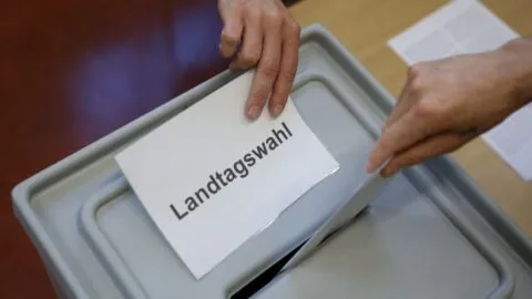 AfD, partido de ultraderecha, busca una victoria histórica en elecciones regionales de Alemania