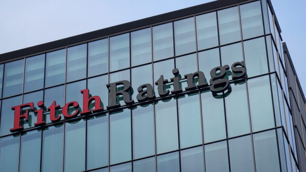 Analisis de Fitch al Paquete Fiscal 2027