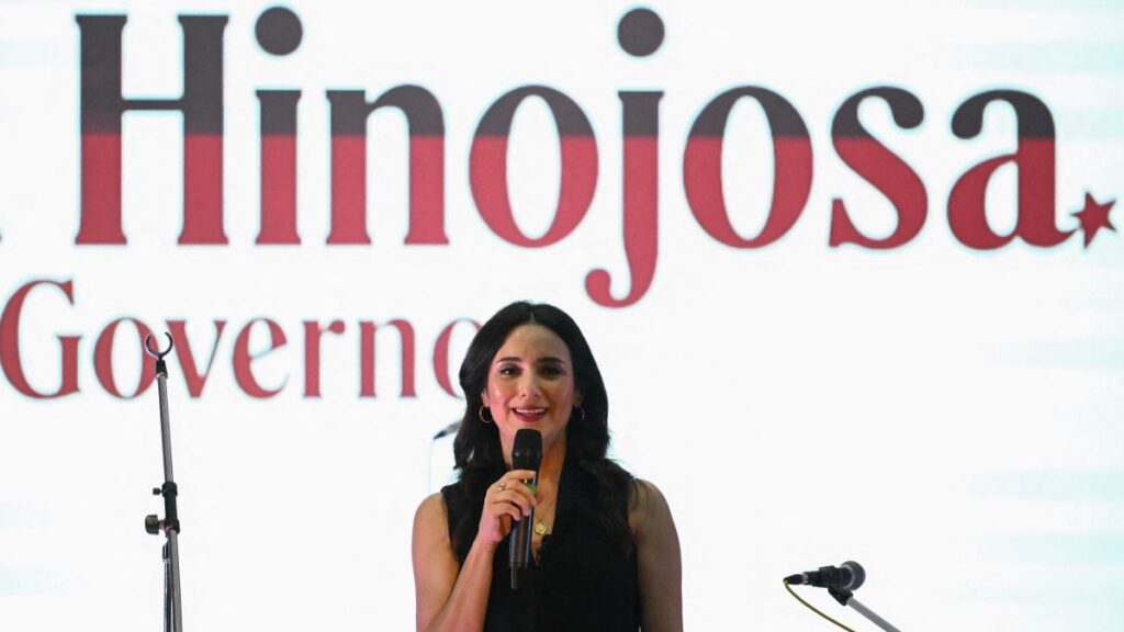 Una propuesta consiste en un reembolso de 1,500 dólares por familia.