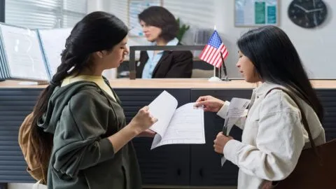 ¿Pediste la Green Card para tu esposa o hijos? Revisa las nuevas fechas de octubre