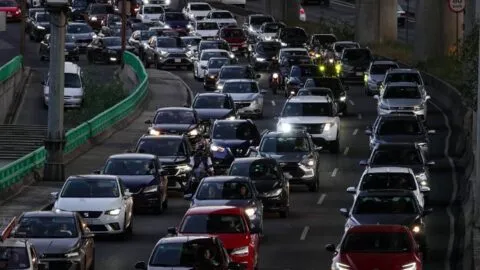 Hasta 100% de descuento en placas y tarjeta de circulación en Puebla: así funciona “Ponte al Día”