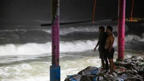 Polo afecta costas de México con lluvias e inundaciones: ¿dónde y cuándo tocaría tierra?