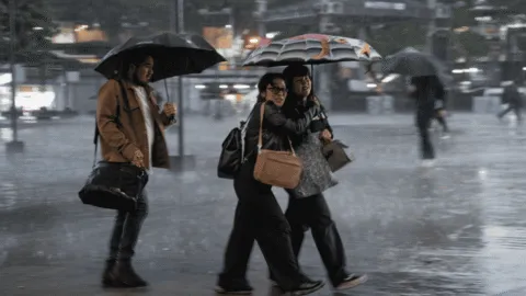 México con lluvias este lunes en sus 32 estados por monzón, nueva onda tropical y huracán Marie