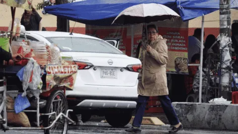 CDMX inicia la semana con lluvias y máximas de 27 grados